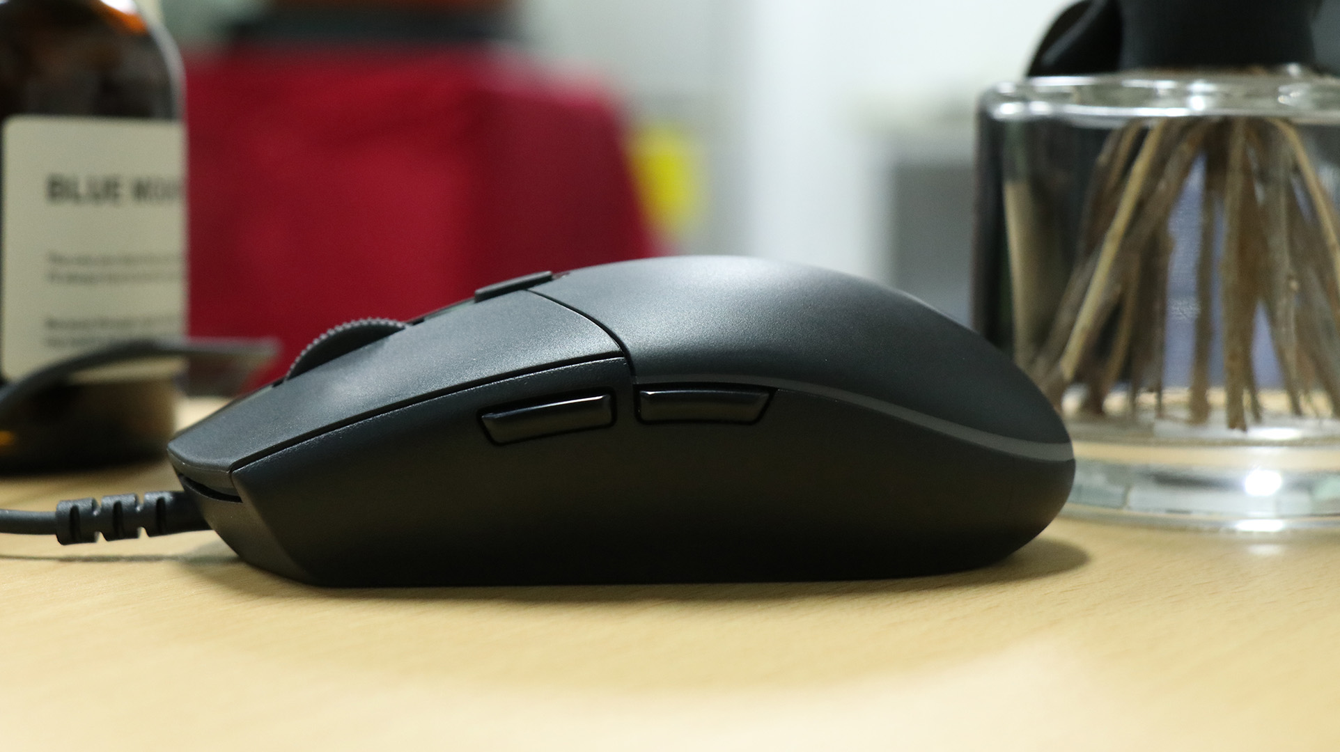 中等偏小罗技g102人气鼠标的优与劣