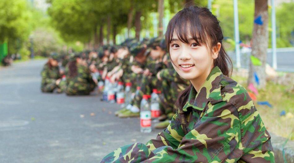 开学女生军训发型,撩学长就靠它了!
