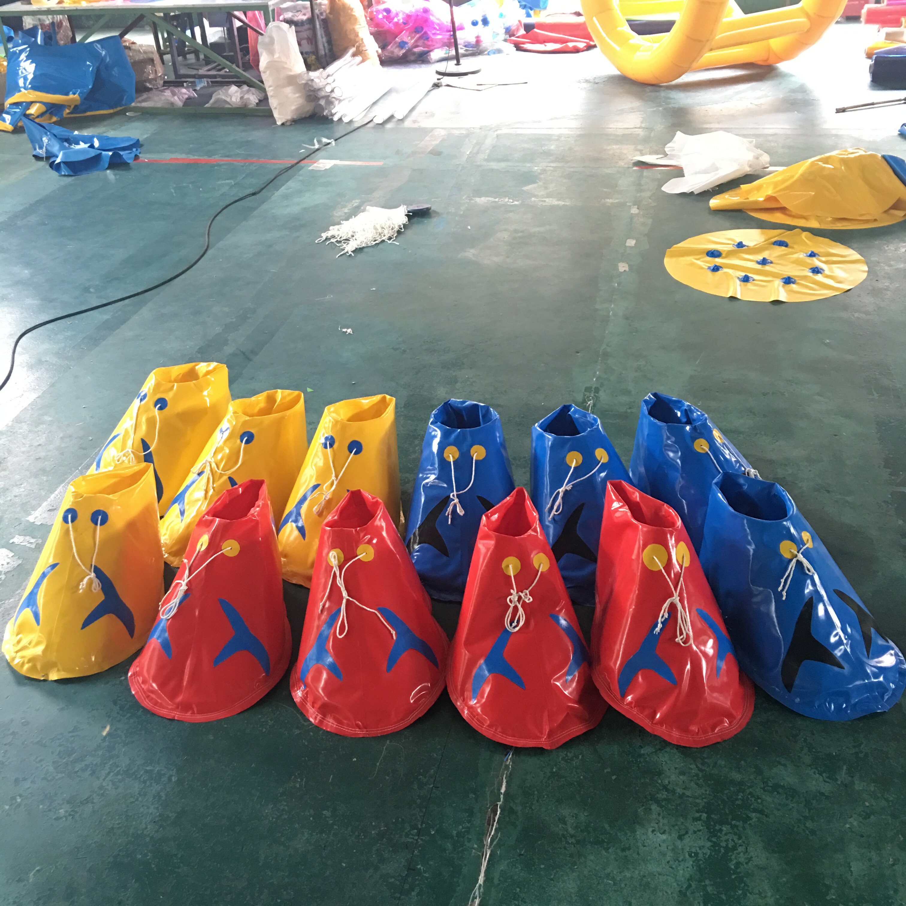 趣味运动会道具快乐大脚鞋 手提巨鞋拓展游戏器材脚踏实地大脚板