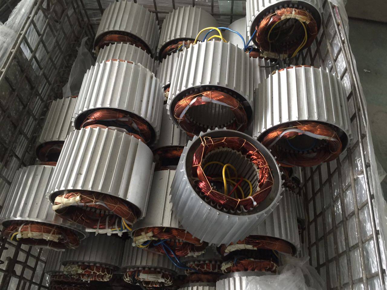 空压机铜电机线圈80片100片140片156片小气泵空压机配件