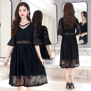 2020 summer new Korean lace medium length cut-out waist show thin A-line skirt