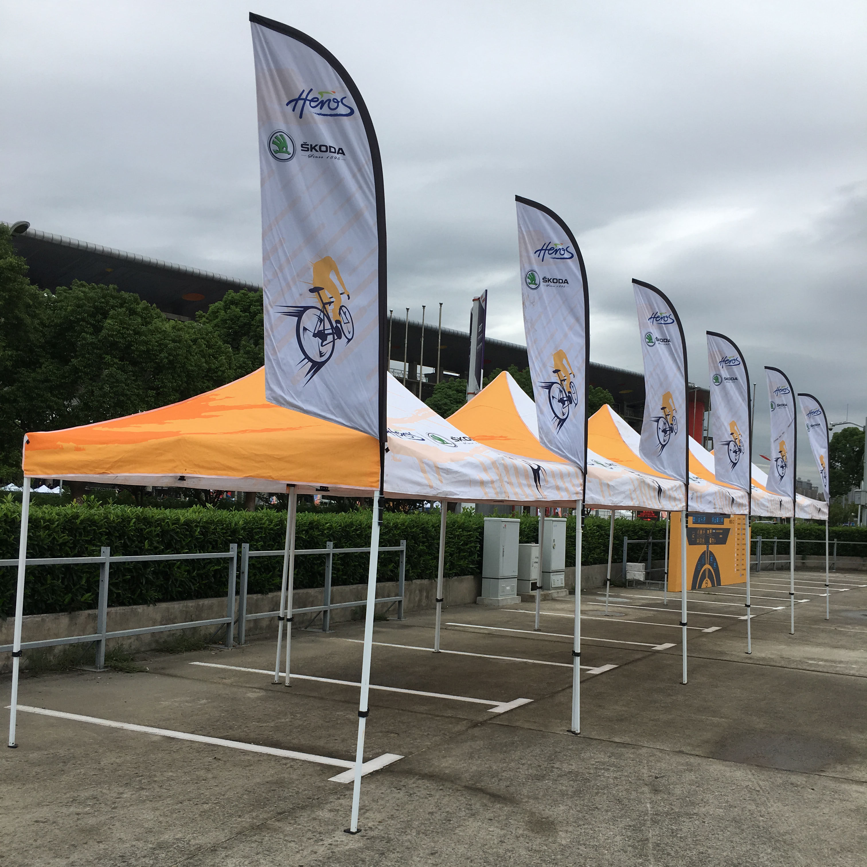 定做双面广告旗注水旗3/5/7米沙滩旗水滴旗刀旗彩旗羽毛旗杆底座_注水