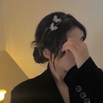 Korean version of ins Super Fairy Butterfly hair hoop female 2020 New Wild go out rhinestones headgear top clip