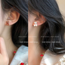 Cute small bear earrings female ins Joker Korean temperament simple earrings 2020 new net red earrings