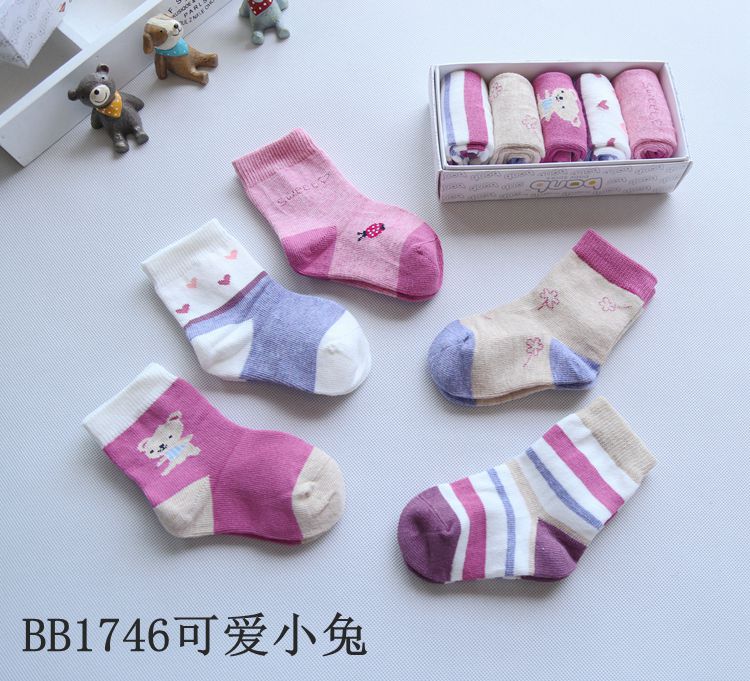 Recommended Children's socks girls' cotton boneless autumn socks women's baby boxed medium tube socks five pairs