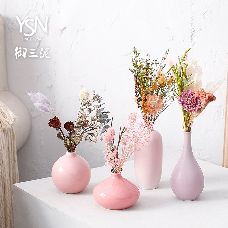 Modern small pure and fresh and creative home decoration dry vase Nordic furnishing articles, ikebana ceramic floret bottle contracted sitting room