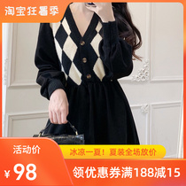 Winter knit bottom skirt Fat mm Spring dress Slim Magny V collar splicing dummy Two light Core velvety dress Large size