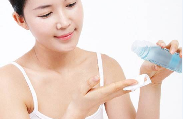女生过了25岁,这几个护肤品要开始用 图2