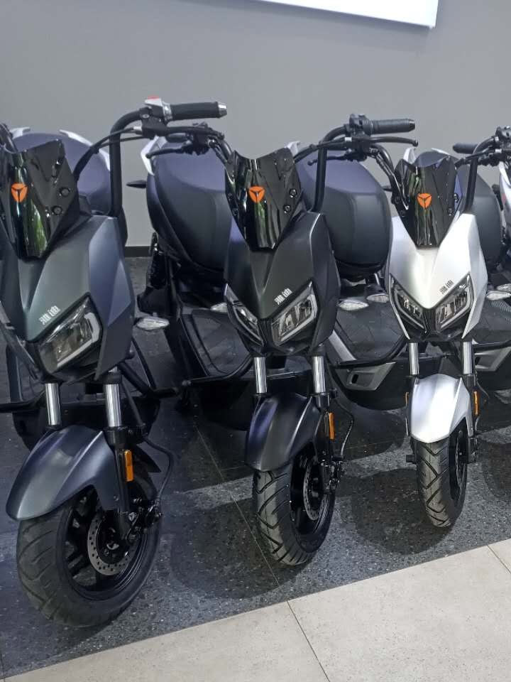 雅迪电动车x5智慧版