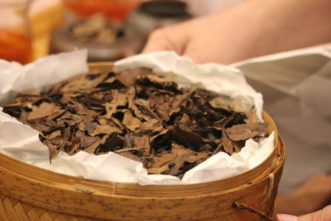 你为什么应该藏一点黑茶？15