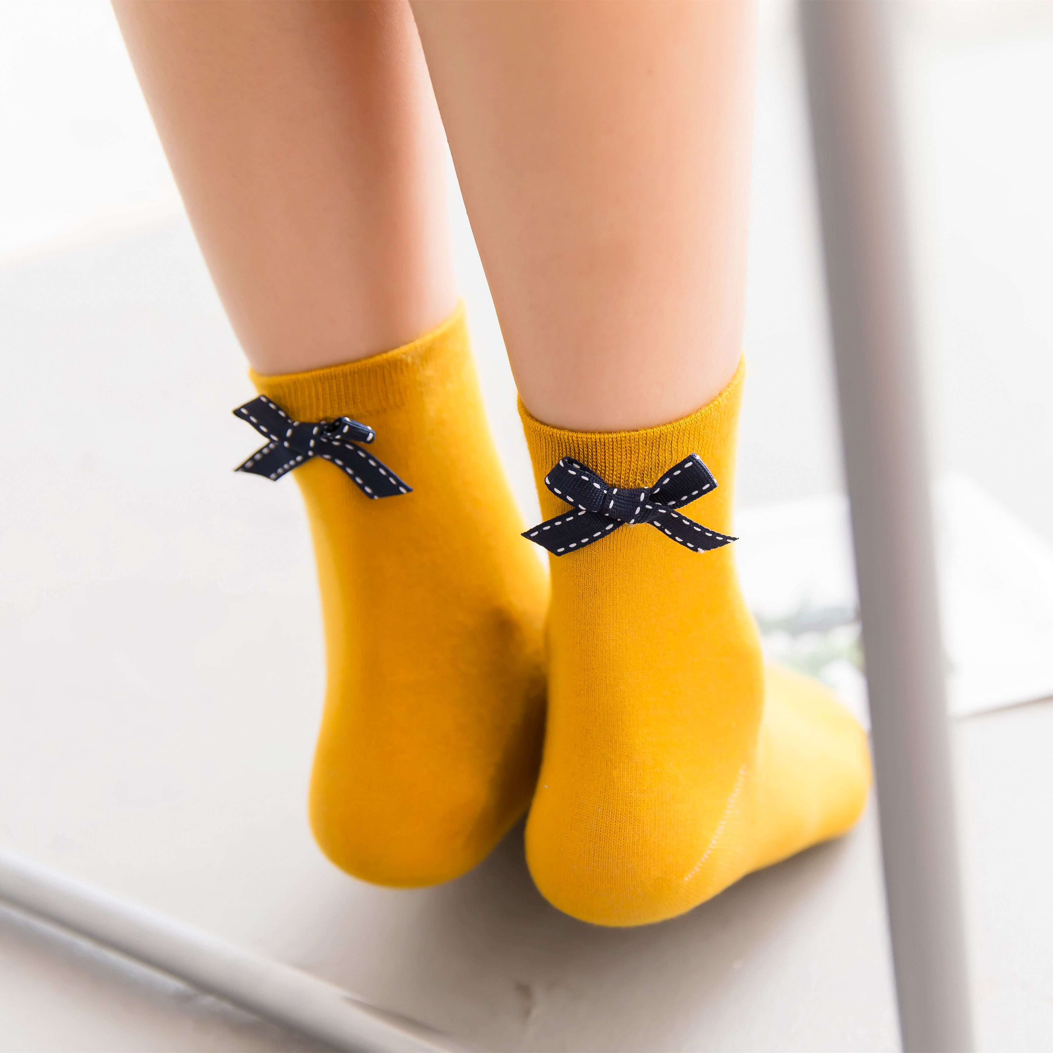 【恒素】秋冬新品韩国蝴蝶结女袜精梳棉透气中筒袜女手工缝头_7折现价