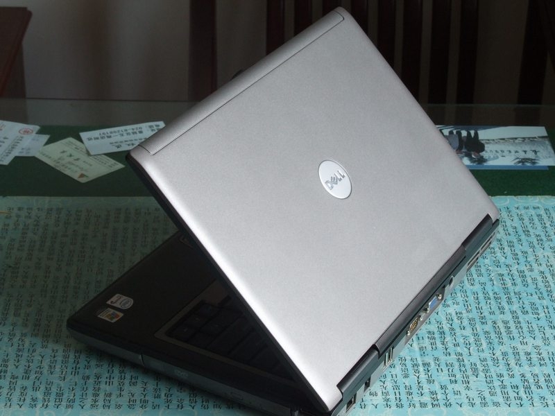 Dell Latitude D630 14 COM Dell Latitude D630 14 COM
