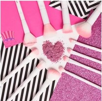 US Buy WET N WILD WNW White Brush Rod Powder White Brush Hair Makeup Brittva Brush