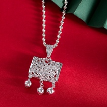 National non-relic treasures Huadu ethnic group silver decoration rich and expensive Long life lock round bead chain with foot silver suit ethnic wind full moon