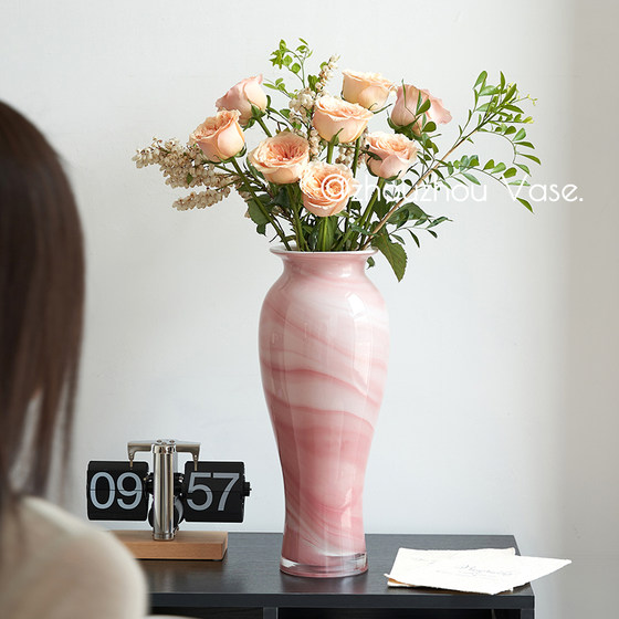 New Chinese style glass vase light luxury high-end pink cloud texture soft decoration living room flower arrangement home decoration
New Chinese style glass vase light luxury high-end pink cloud texture soft decoration living room flower arrangement home decoration