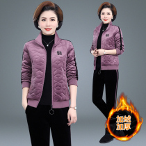 Mother golden velvet suit women autumn and winter 2021 new middle-aged sportswear plus velvet sweater two-piece set tide