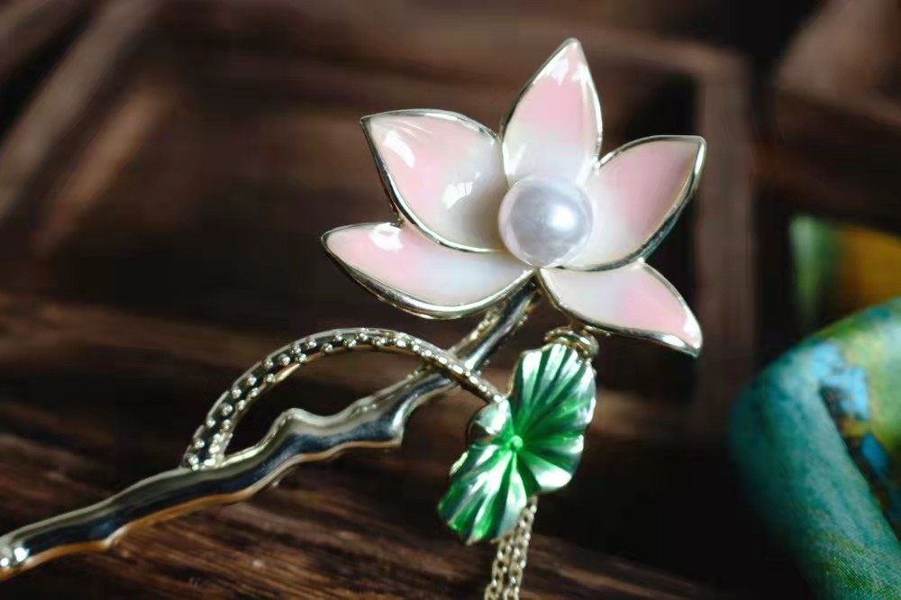 荷花发簪合金吊坠步摇古典汉服头饰盘发饰品莲花簪子