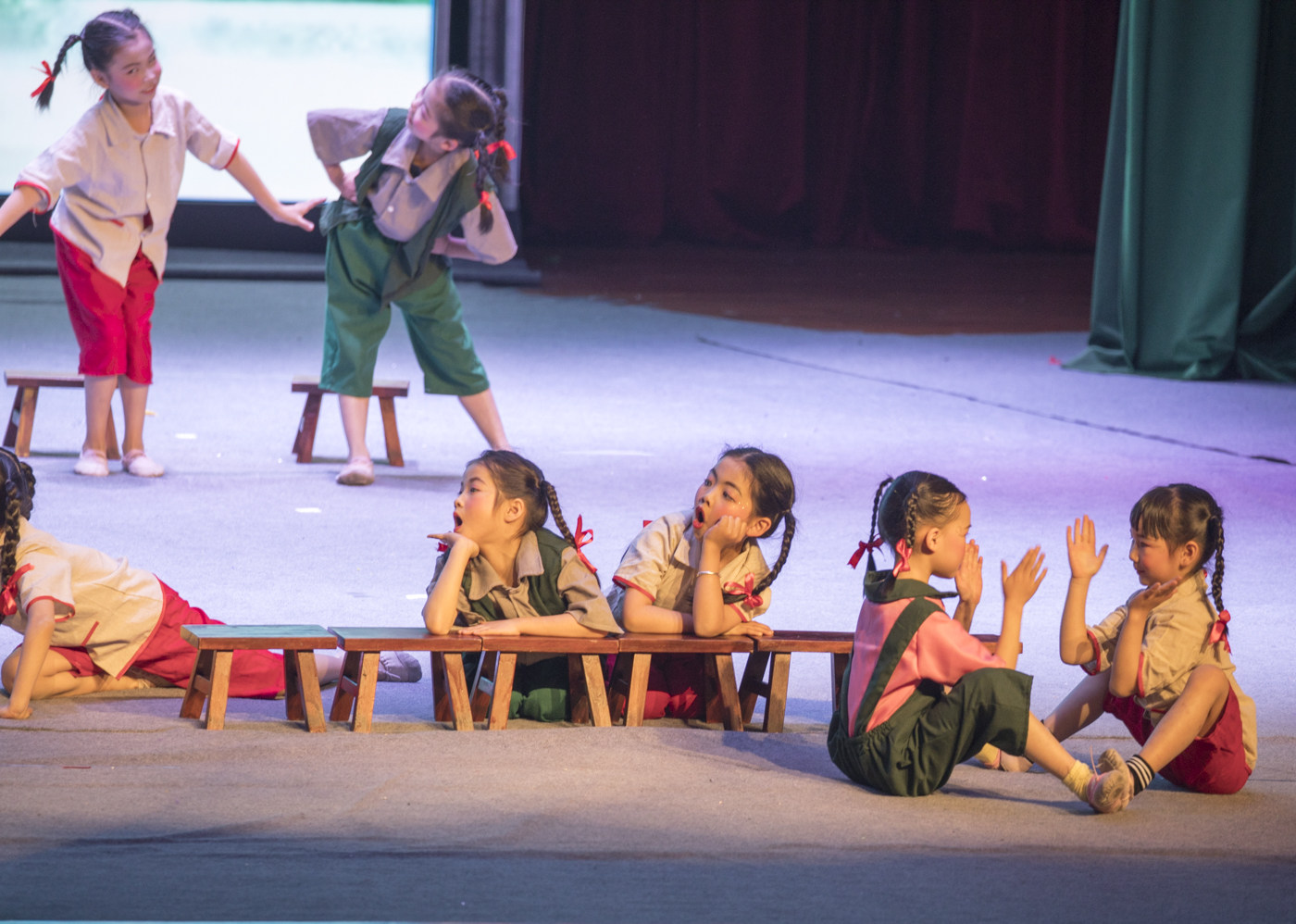 小荷风采《弄堂记忆》舞蹈服少儿演出服儿童表演服道具凳子小板凳