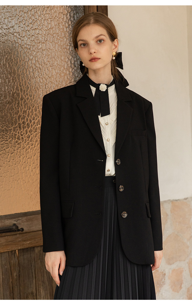 西装外套女2021新款秋季设计感休闲宽松法式英伦风职业小西服