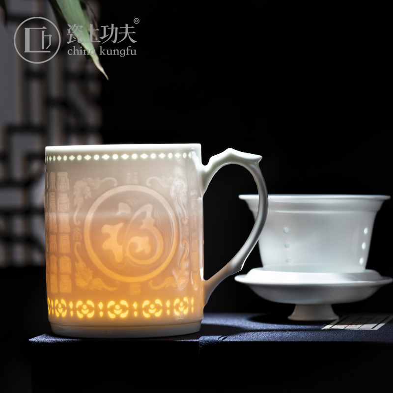 Jingdezhen ceramic tea set tea cups to separate individuals dedicated high - end individual exquisite carving kung fu tea