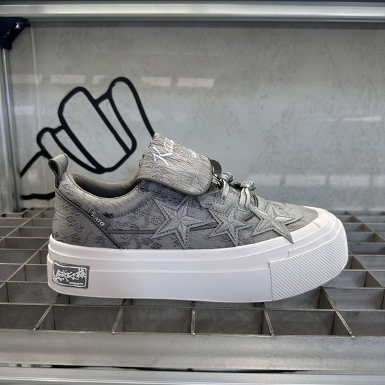 kaalixto plum blossom canvas star shoes national trend thick sole heightened fashionable and versatile couples national style casual shoes kaalixto plum blossom canvas star shoes national trend thick sole heightened fashionable and versatile couples national style casual shoes