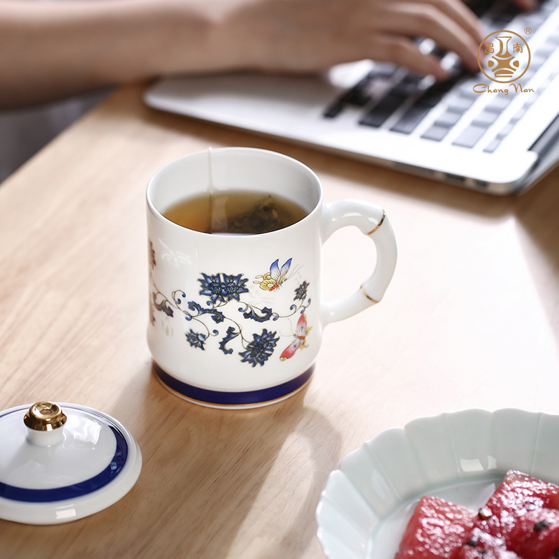 Chang south ceramic filter with cover cup of jingdezhen blue and white and exquisite tea tea office cup enamel office