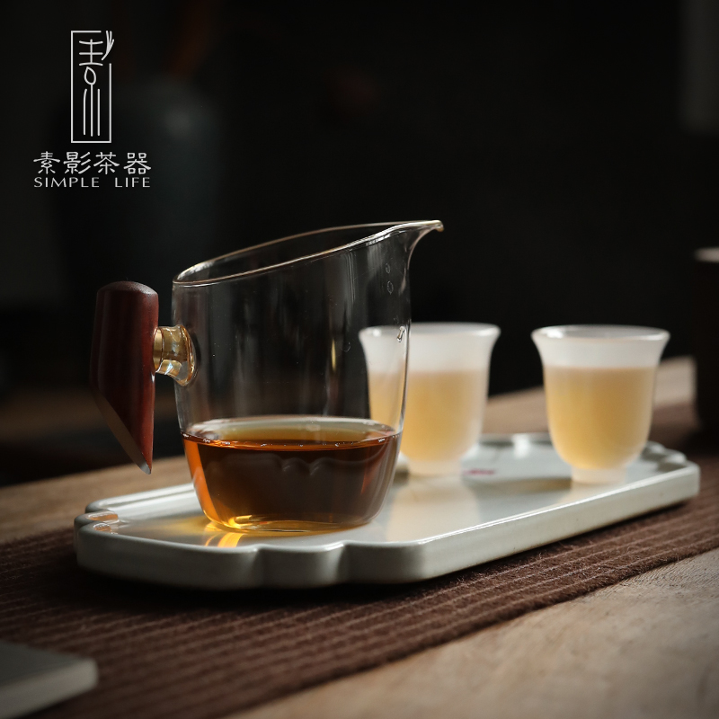 Fair, shadow high - temperature thickening glass cup wood put large household portion male cup tea tea sea kung fu tea set