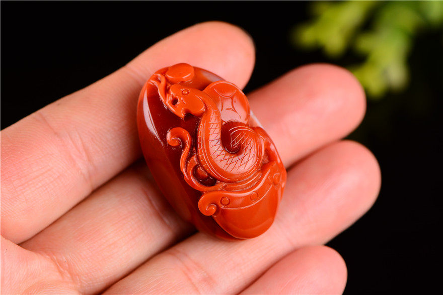 红产地: 保山外观造型: 其他商品形态: 挂件镶嵌材质: 未镶嵌玉石类型