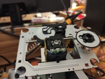 100 percent new domestic CD VCD Sanyo bald head SF-P101N 16p movement physical shooting can be taken