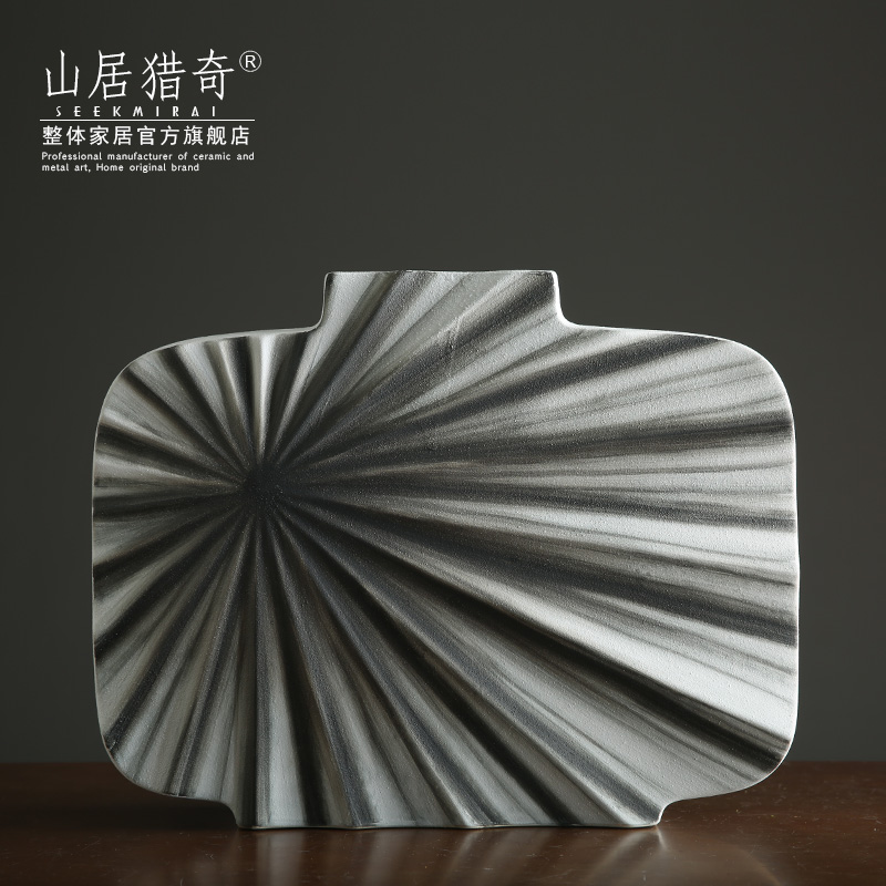 Black and white ceramic dry flower, flower implement modern fashionable household vase furnishing articles sample room table sitting room adornment