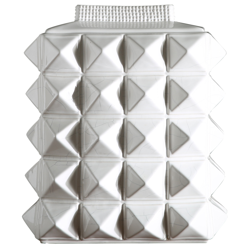 White ceramic flower vases furnishing articles of modern household soft adornment fashion between example sitting room water bottles