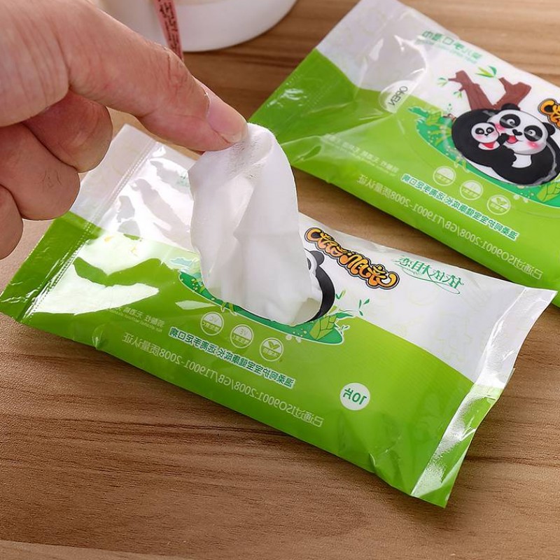 新款婴儿湿巾小包湿纸巾宝宝新生儿手口巾儿童便携装10片_7折现价1.