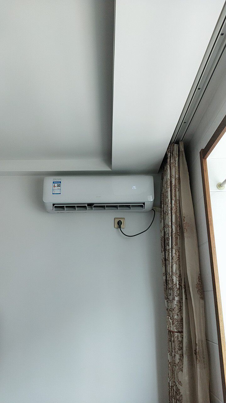 夏季想在空调房间里吃西瓜,奥克斯满足你