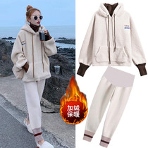 Pregnant women autumn and winter clothing 2020 new outing coat plus velvet padded pregnant women wear clothes fashion tide mother set