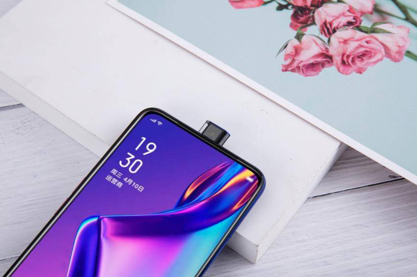 今年想换新机?OPPO新品考虑一下
