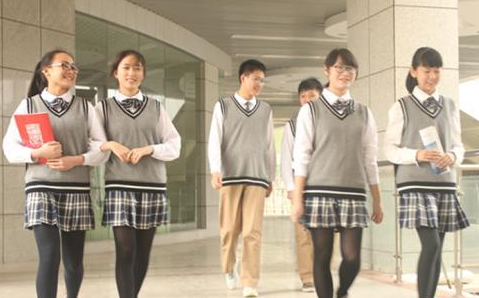 高中班上女生的高中,后来变成样了?胖胖妹妹做家教给琳琳图片