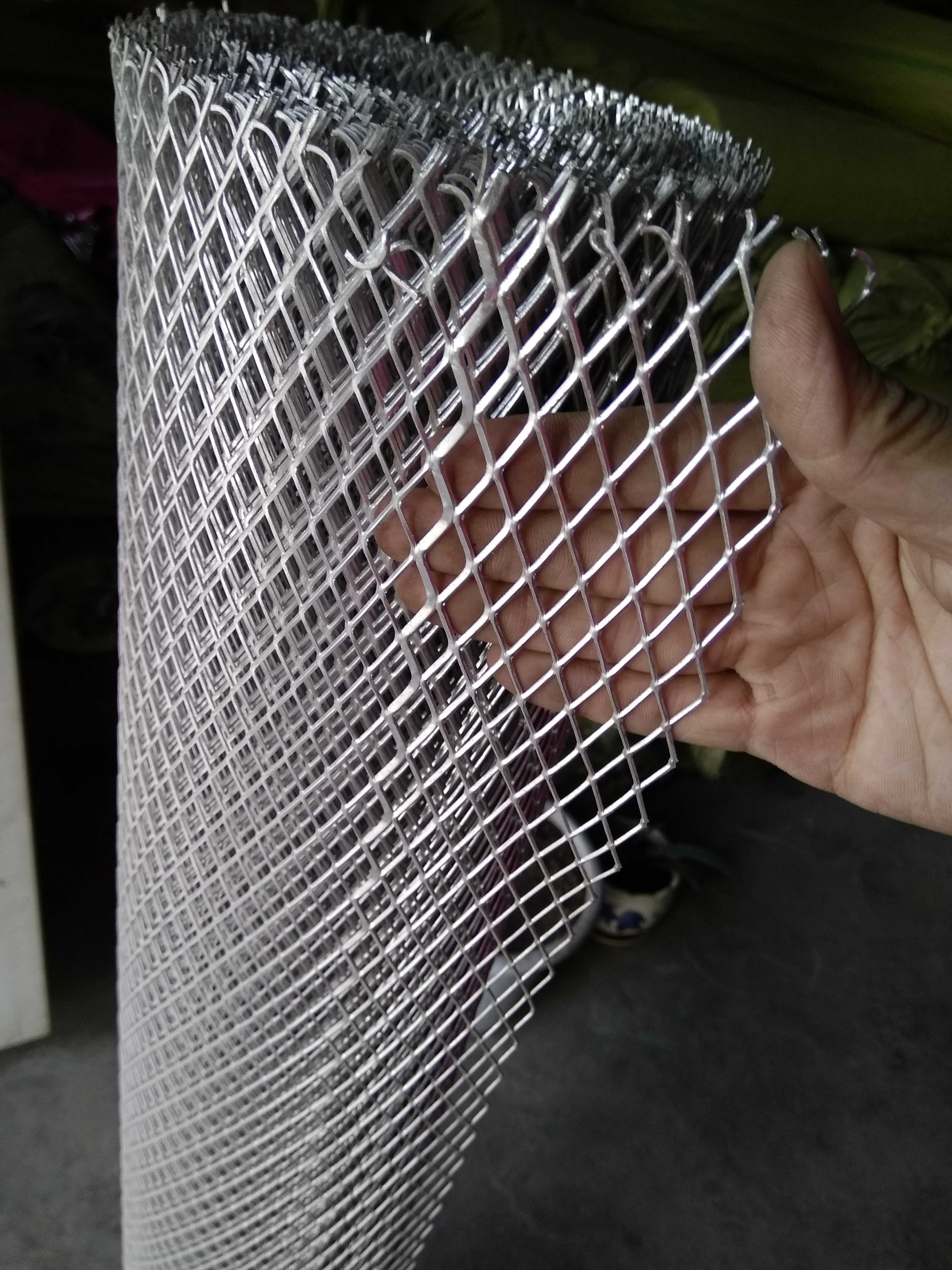 钢板网小孔防护网防尘网铝合金铝板网铁丝网防鼠装饰棱形网音箱网