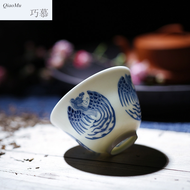 Qiao longed for blue and white hand heavy painting phoenix hand cup sample tea cup tea light blue and white porcelain tea cups