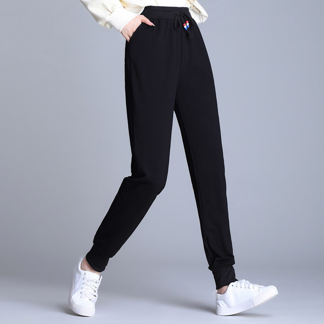 2020 new spring models female sports pants loose and feet large size outer wear harem pants Wei was thin slacks trousers 2020 new spring models female sports pants loose and feet large size outer wear harem pants Wei was thin slacks trousers