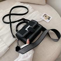 Hong Kong I Tgreg bag female Han edition student bag fashion skinny bag broadband single shoulder bag trend square bag