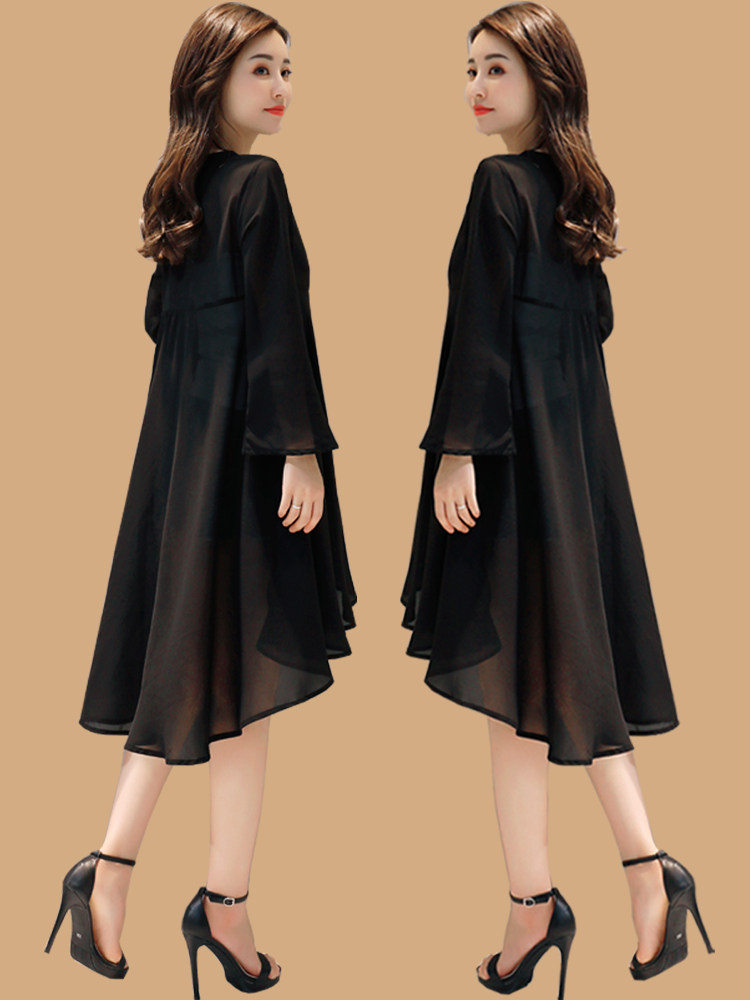 小披肩配裙子怎么搭才显气质?这个搭配真的绝了!