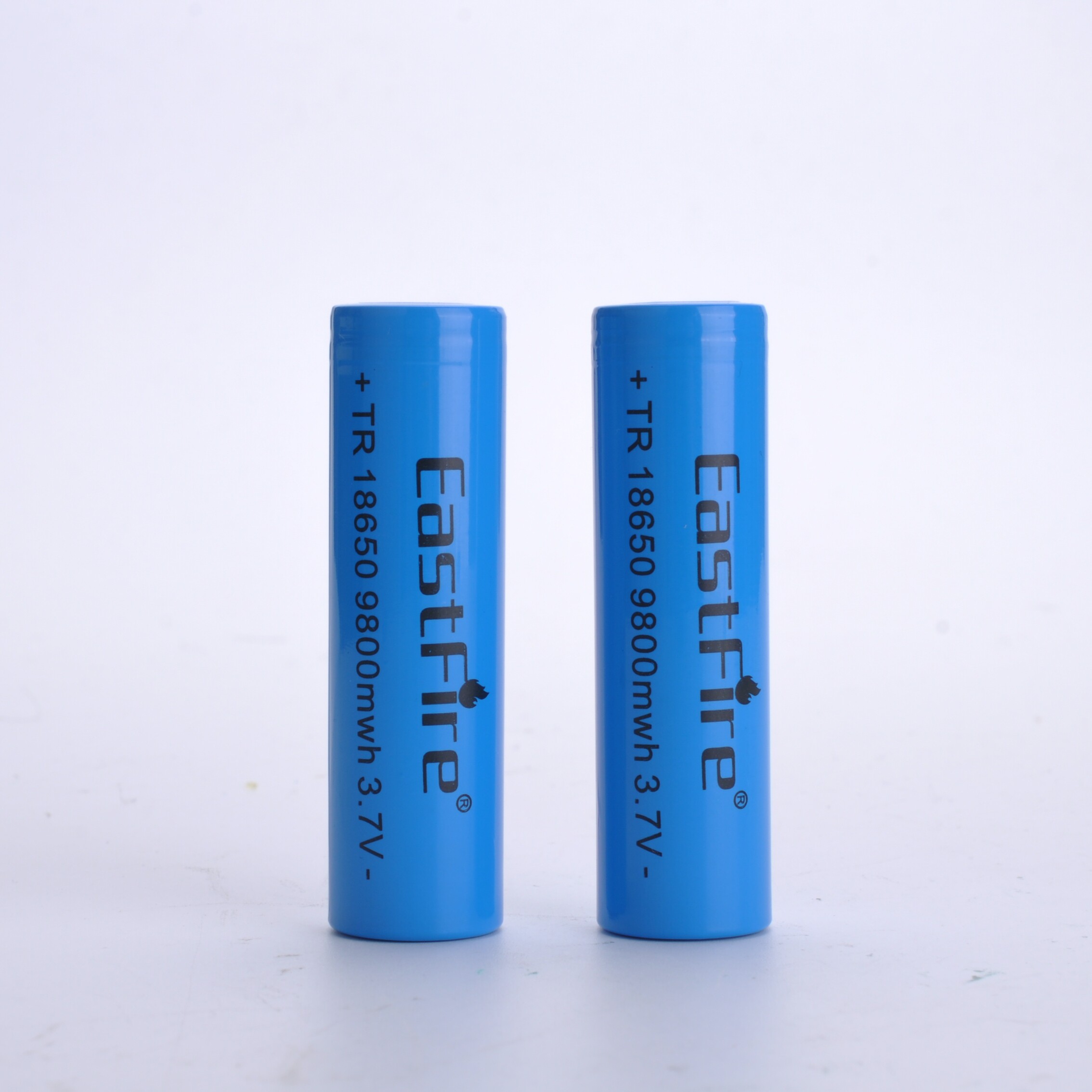 正品神火进口18650锂电池平头9800大容量小风扇充电宝 手电筒3.7v