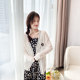 Net red with the same paragraph sun protection clothing small daisy air-conditioning shirt summer new loose thin section wild V-neck sweater shirt Net red with the same paragraph sun protection clothing small daisy air-conditioning shirt summer new loose thin section wild V-neck sweater shirt