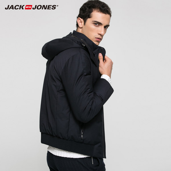 JackJones新款羽绒服 官方旗舰店在售、太平鸟专柜撤柜西