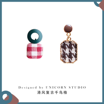 Hong Kong style retro houndstooth earrings female simple fashion geometric flannel earrings gentle temperament personality wild earrings
