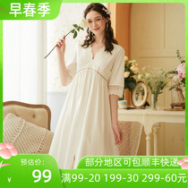 Law Style Retro Palace Court Wind Sleeping Dress Woman Cotton Sexy Deep V Half Sleeve Princess Pyjamas Long Style Gentle housedress