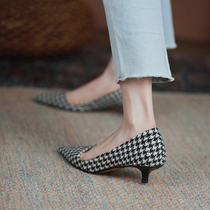 chic giant reduction age strong push self-retention style wearing a hitch leather fabric pointed fine heel single shoe female cat heel shoe