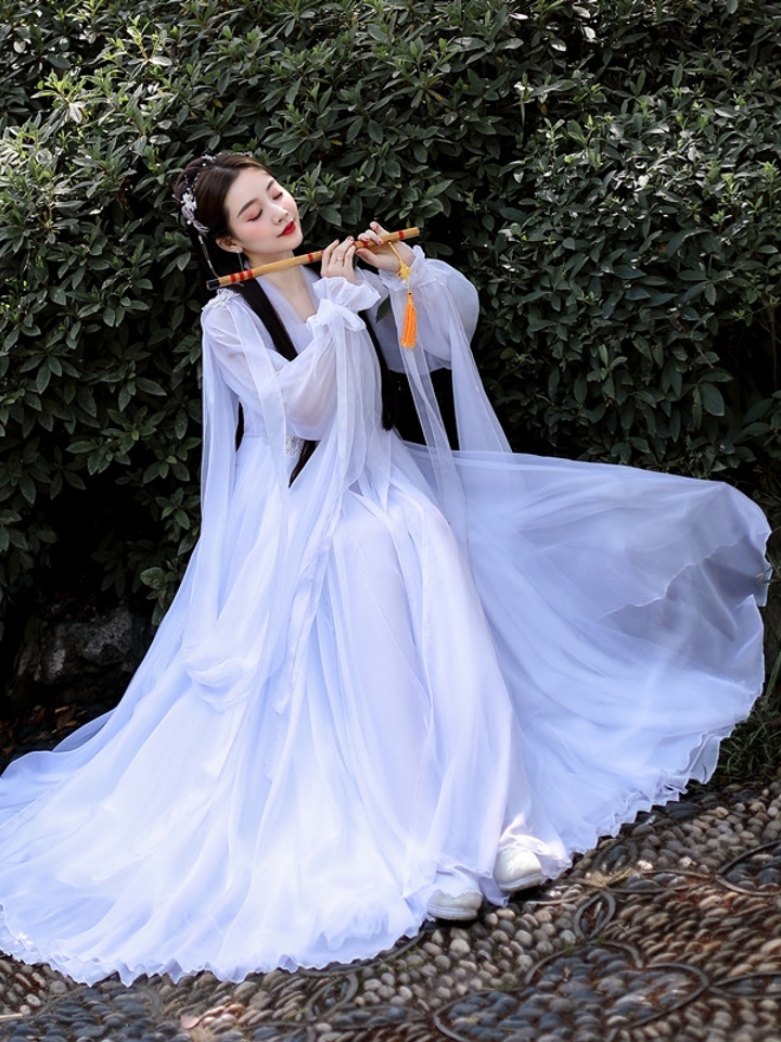 欧莎文 芸溪汉服古装襦裙薄纱仙气-服装搭配师容夫人