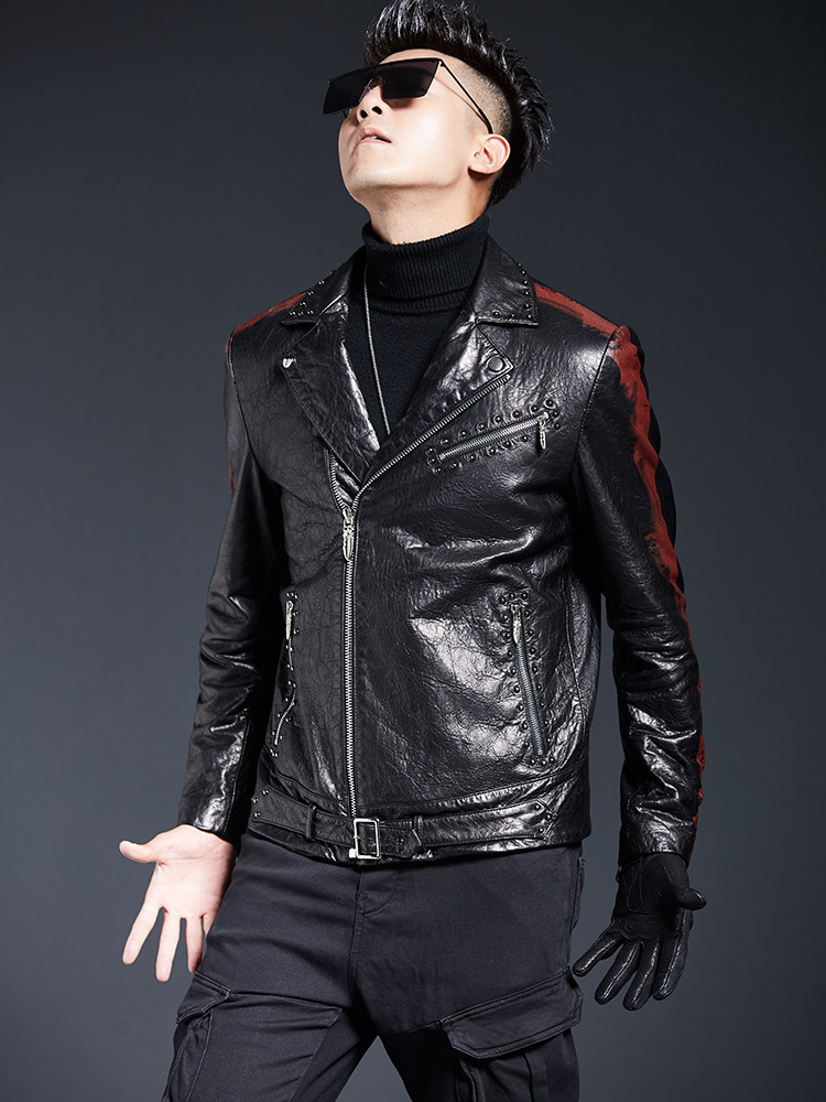 机车 皮衣,想到的男人酷范儿它都能展现