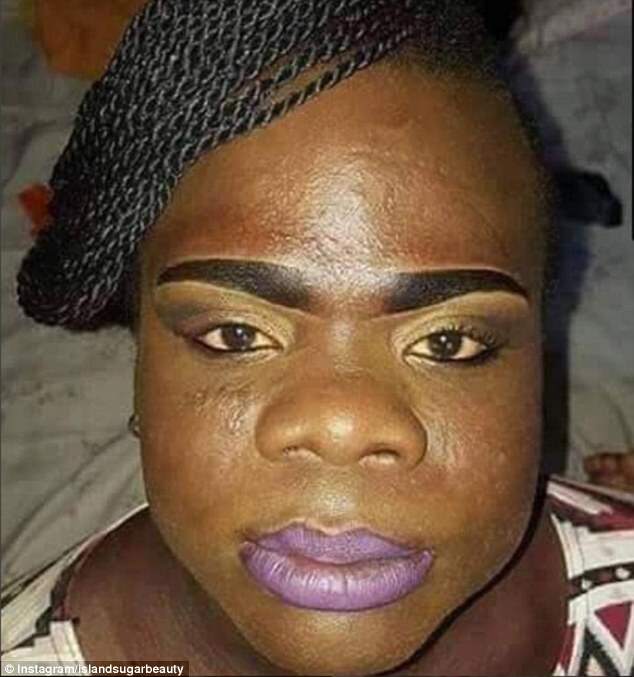 这些令人哭笑不得的妆容,分享化妆失败照